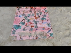 घर पर माइक्रोफाइबर तौलिया सूखने के लिए